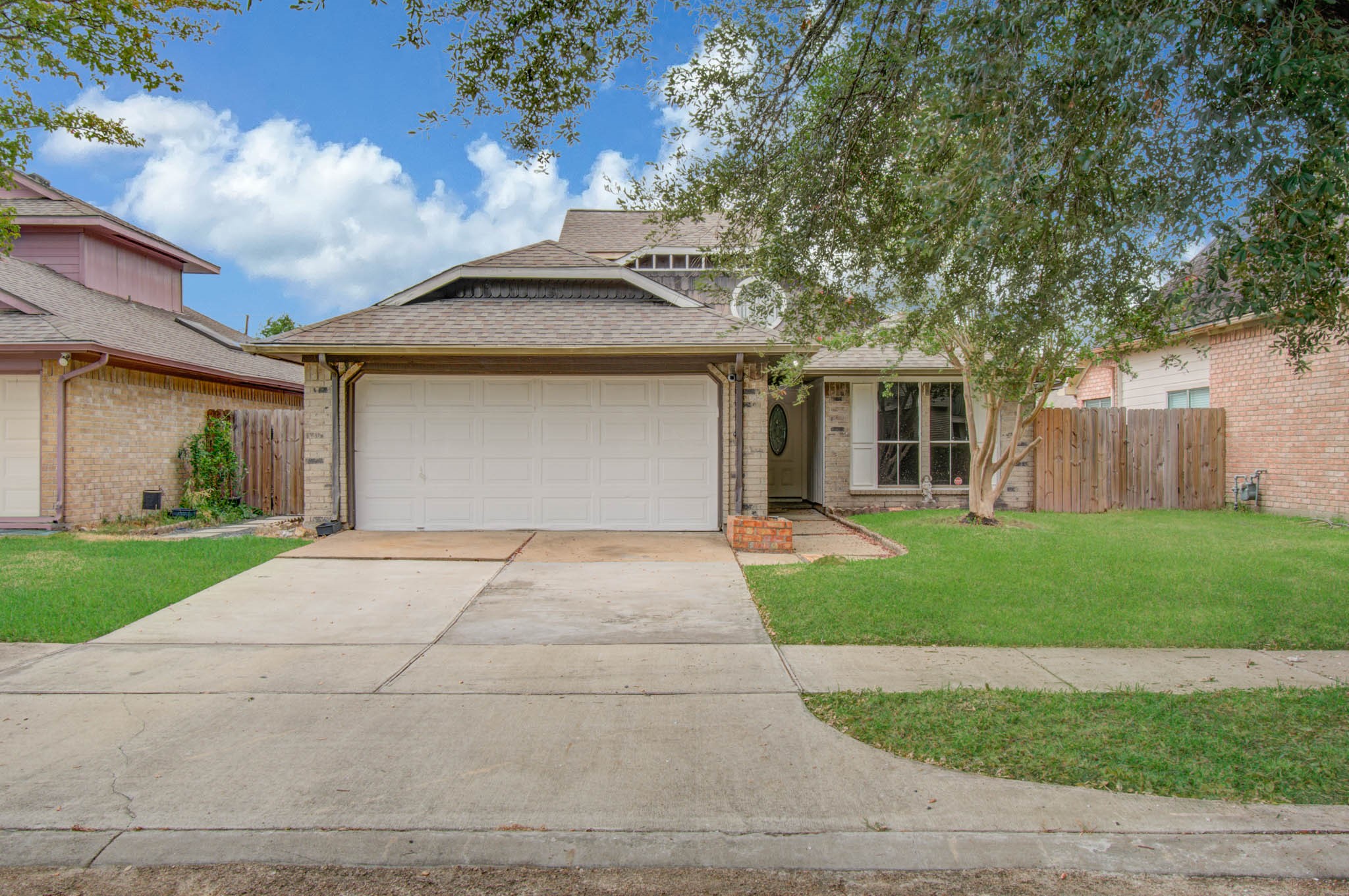 6823 Puerta Vista Lane Property Photo 1