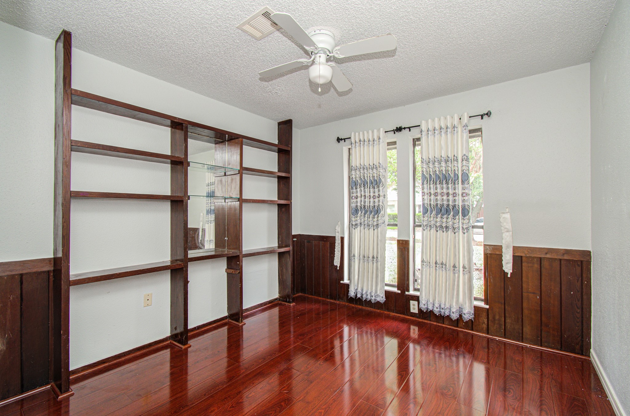 6823 Puerta Vista Lane Property Photo 6