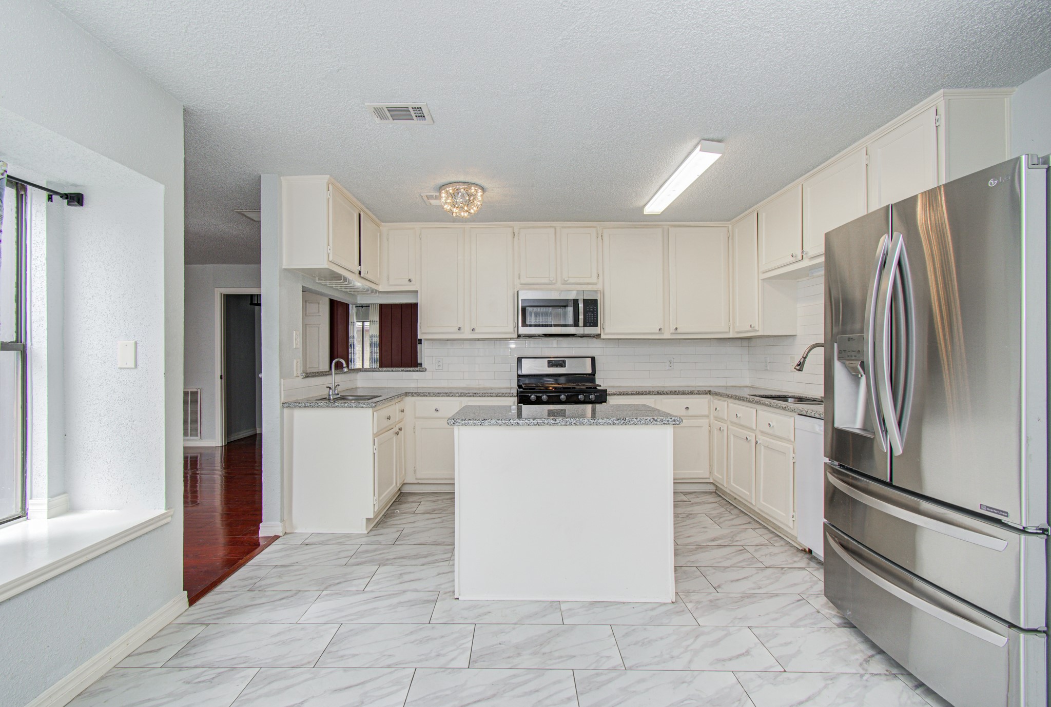 6823 Puerta Vista Lane Property Photo 19