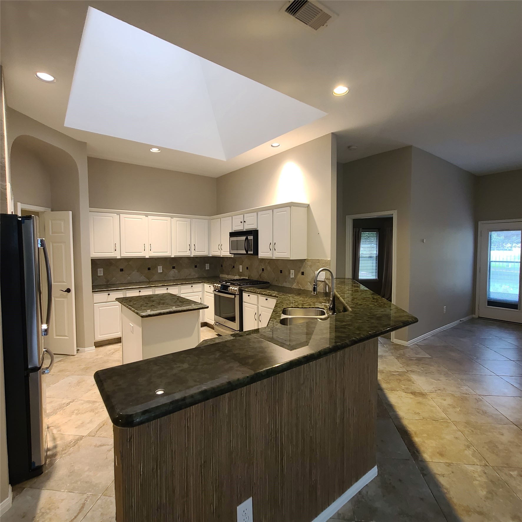 3127 Indigo Lane Property Photo 8