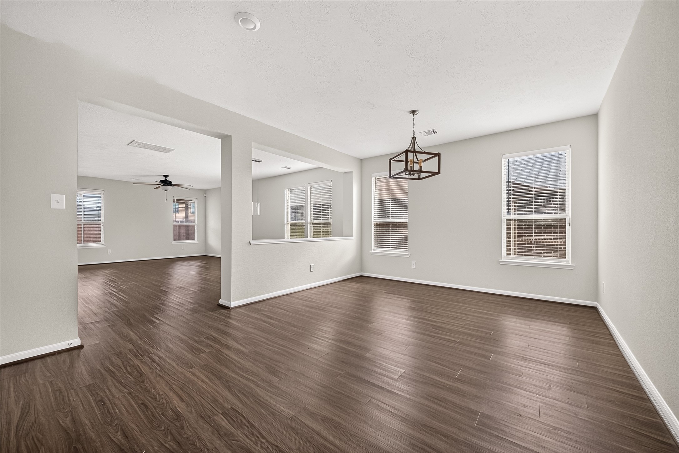 25314 Queens Causeway Lane Property Photo 5
