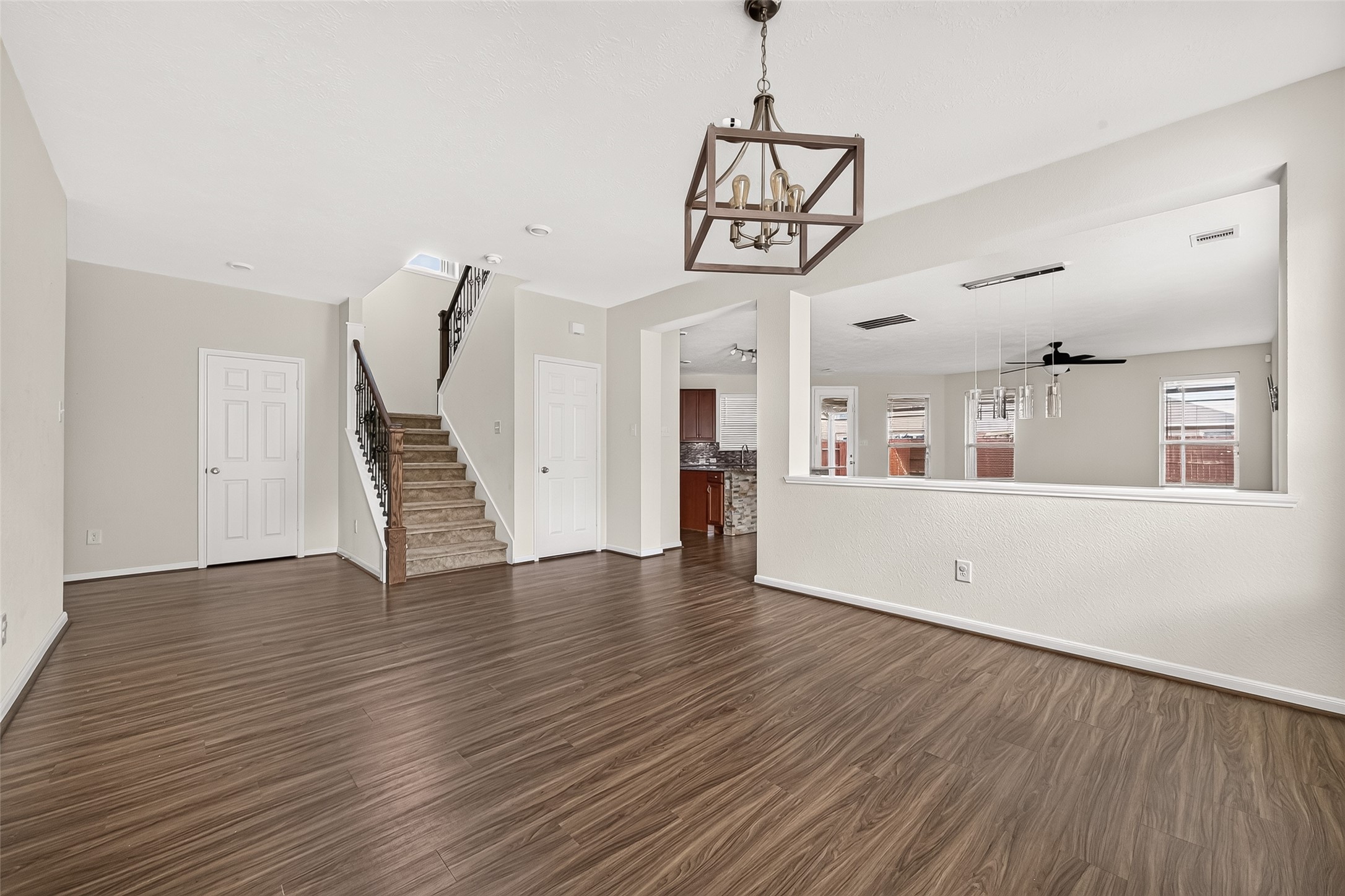 25314 Queens Causeway Lane Property Photo 8