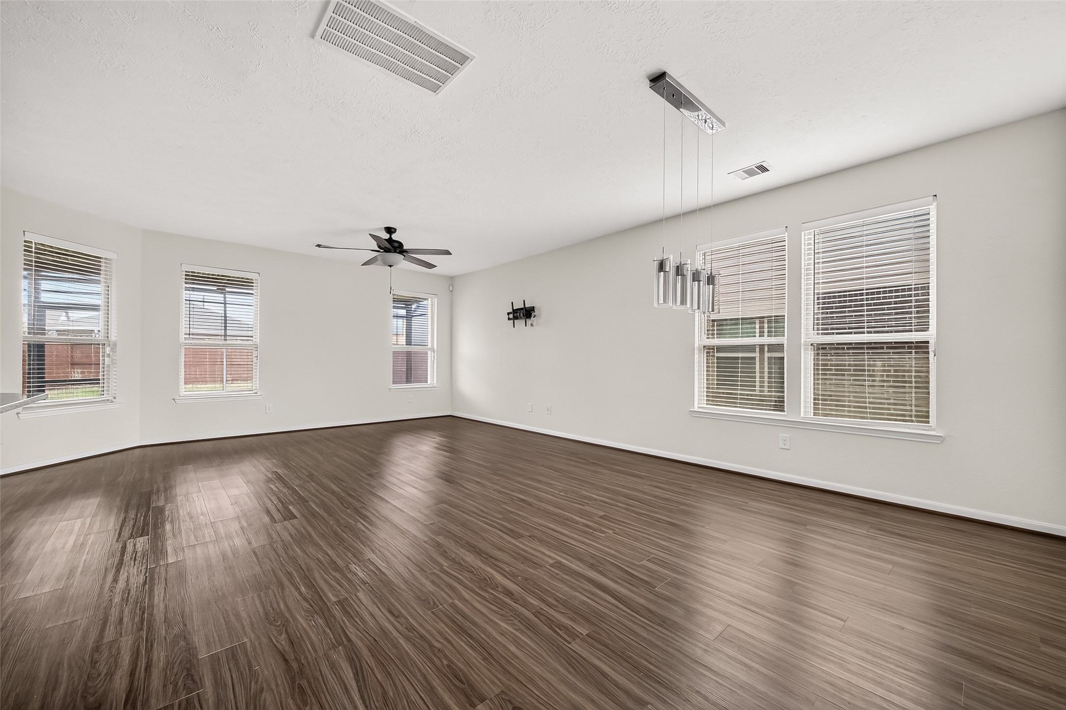25314 Queens Causeway Lane Property Photo 9