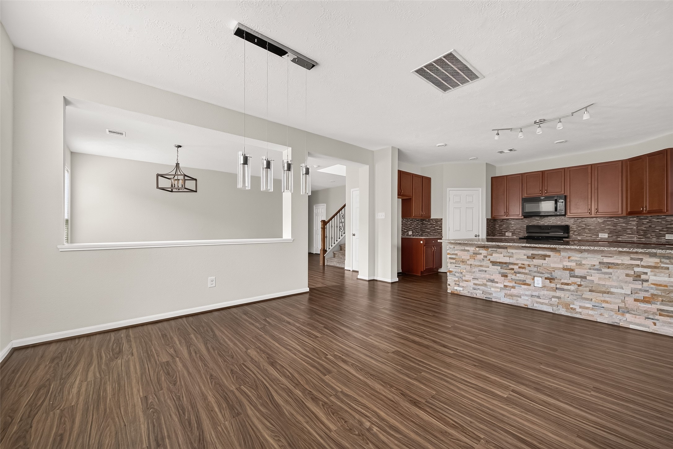 25314 Queens Causeway Lane Property Photo 12