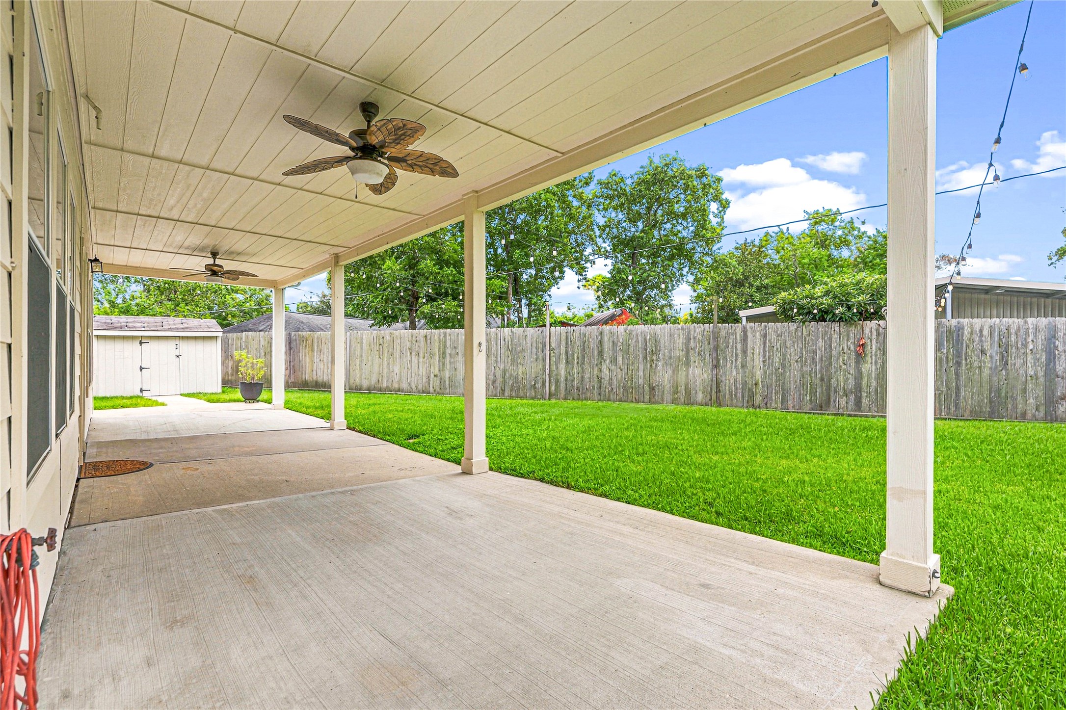 9904 Fair Brook Way Property Photo 9