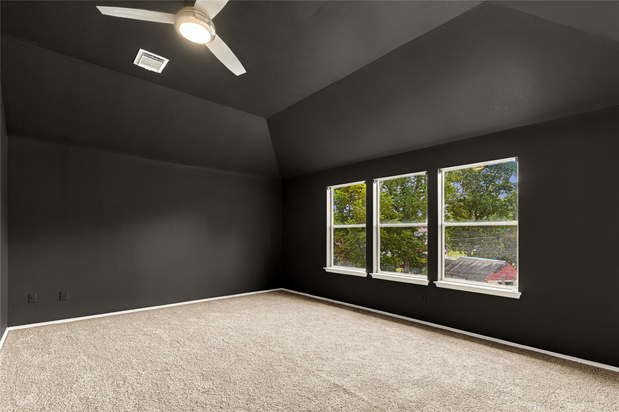 9904 Fair Brook Way Property Photo 10