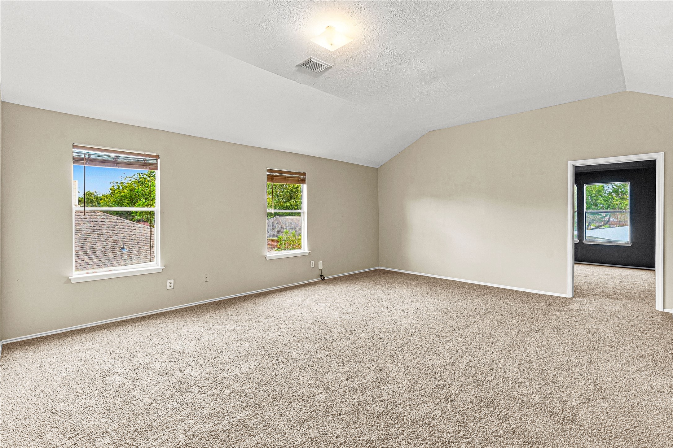 9904 Fair Brook Way Property Photo 15