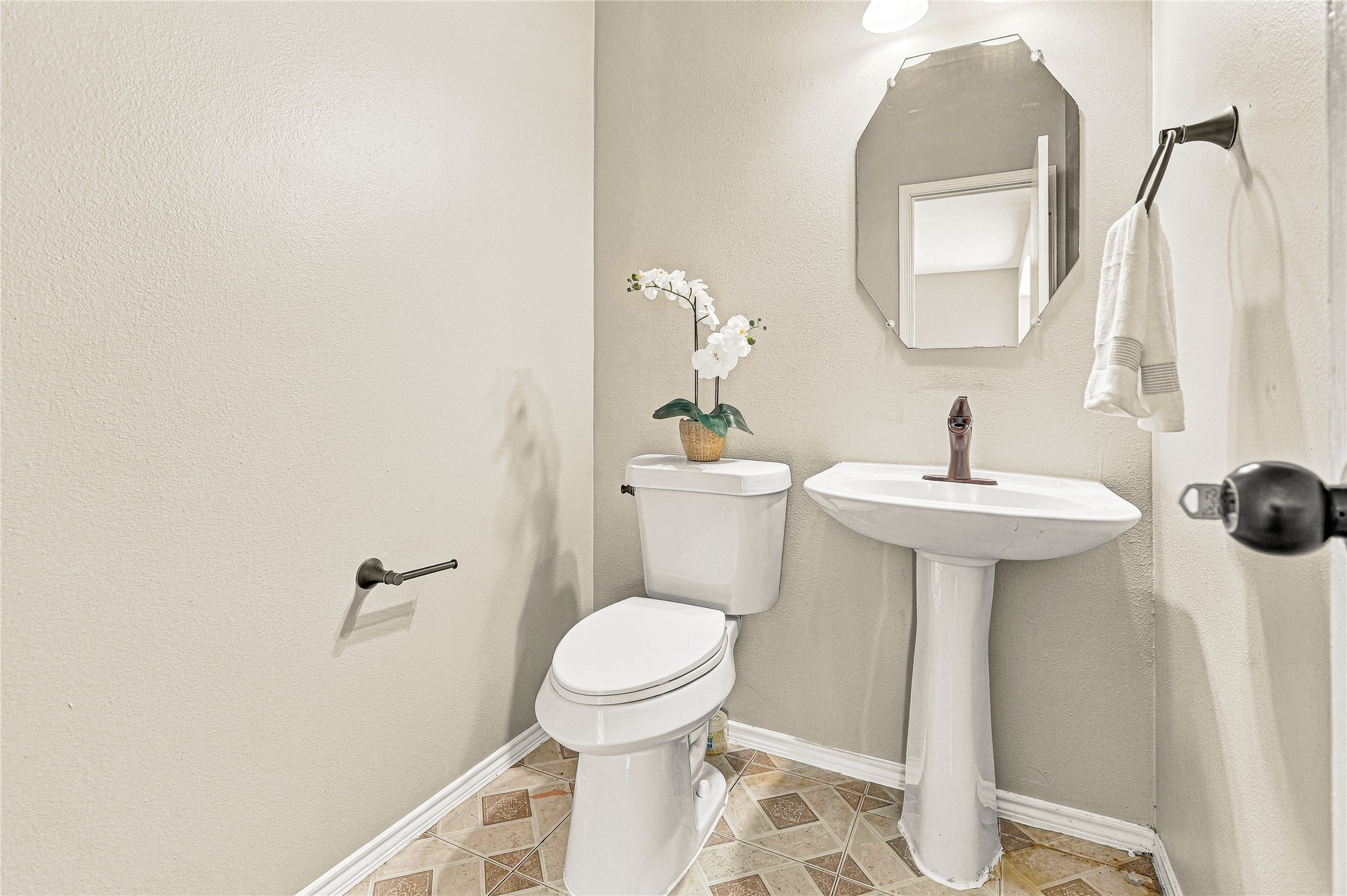 9904 Fair Brook Way Property Photo 20