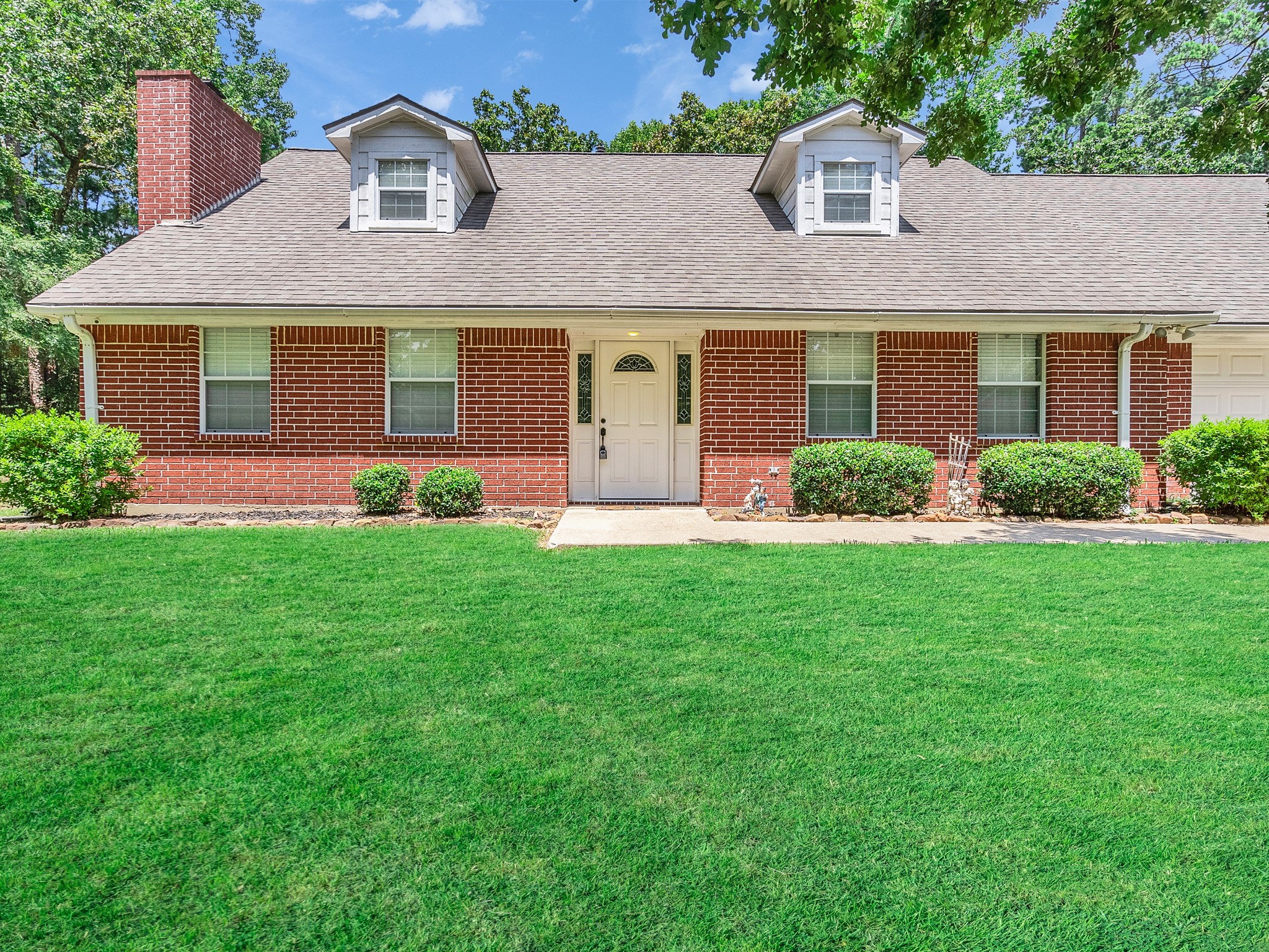 1928 Greentree Drive Property Photo 1