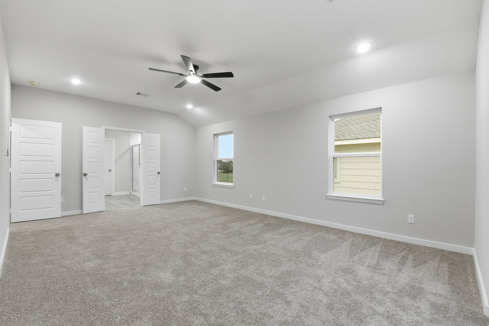 2415 Inlet Court Property Photo 28