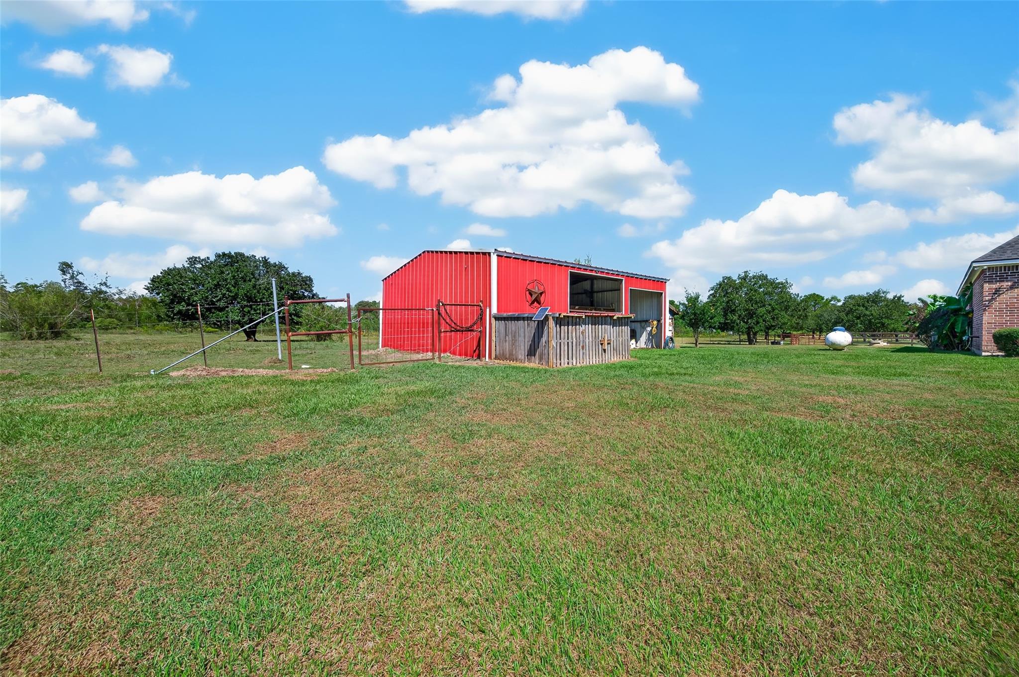 4220 County Road 203 Property Photo 38