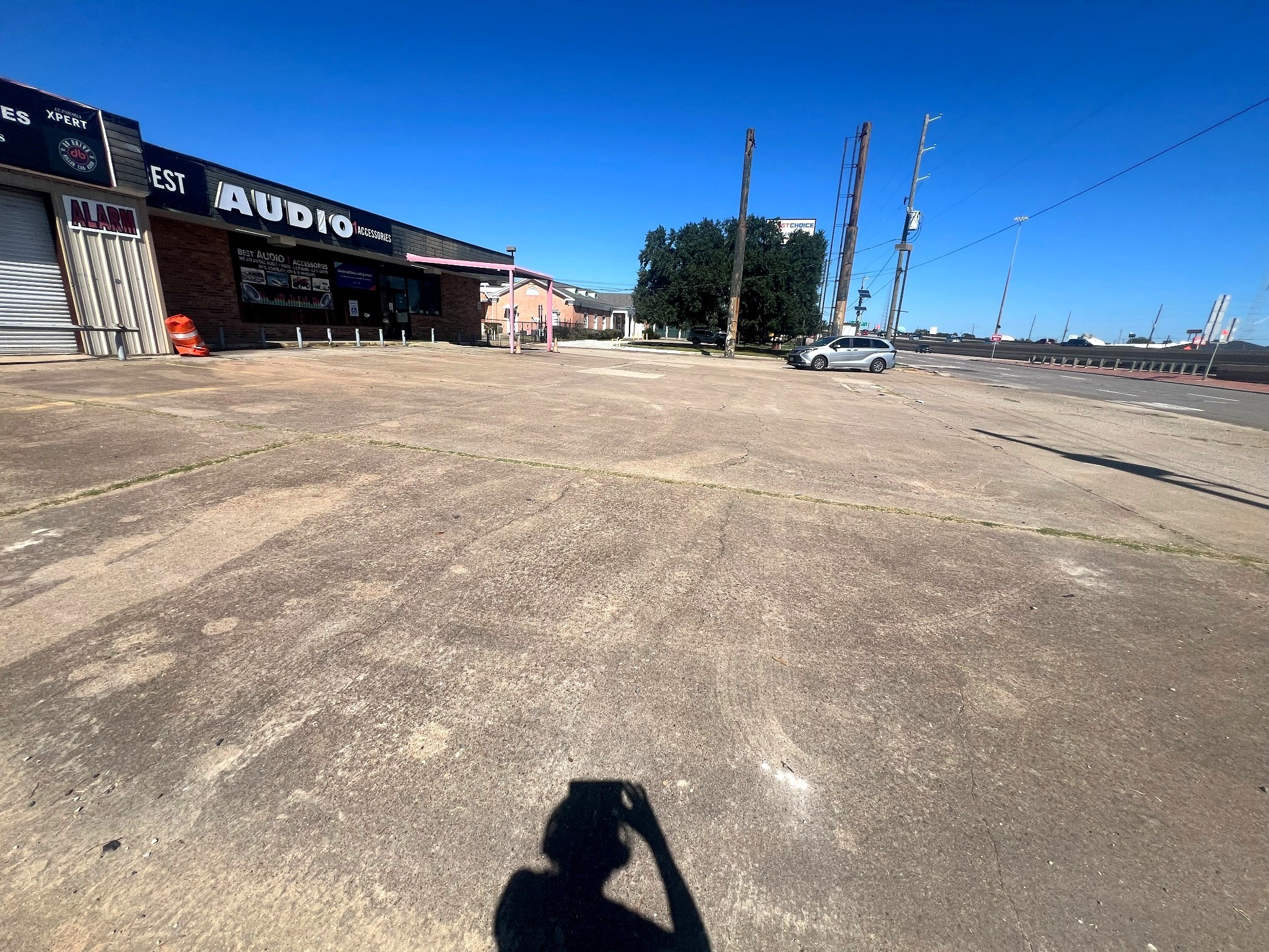 710 Interstate 10 S Property Photo 12