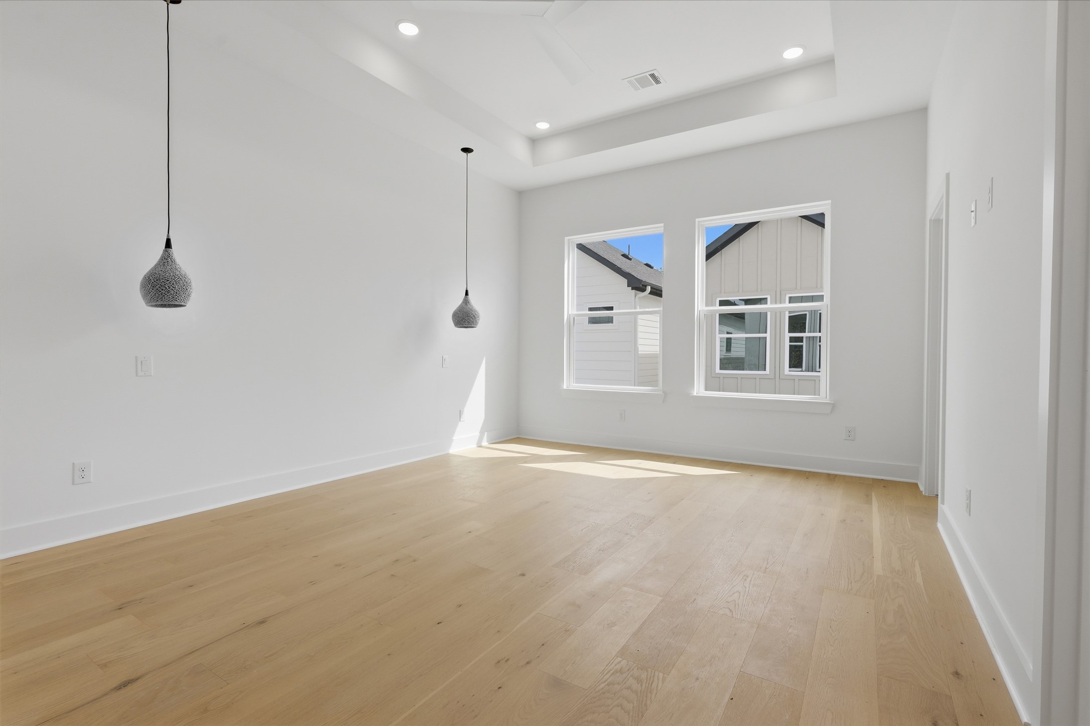 904 Kern Street C Property Photo 7