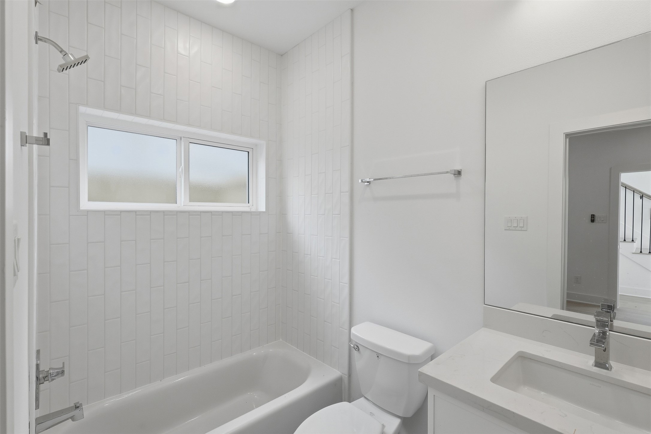 904 Kern Street C Property Photo 15