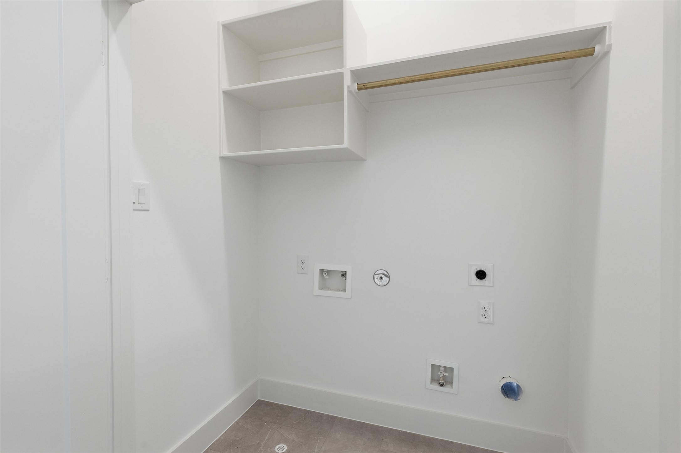 904 Kern Street C Property Photo 16