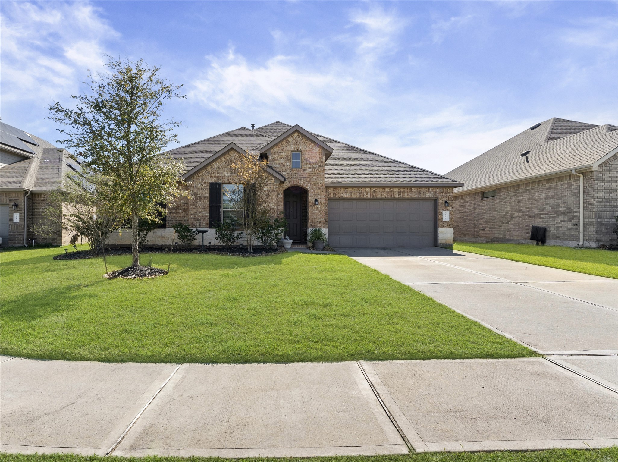 5807 Brimstone Hill Lane Property Photo 1