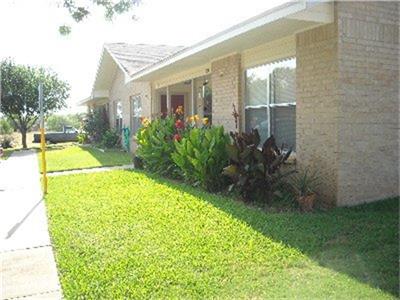 404 Medina Property Photo 1