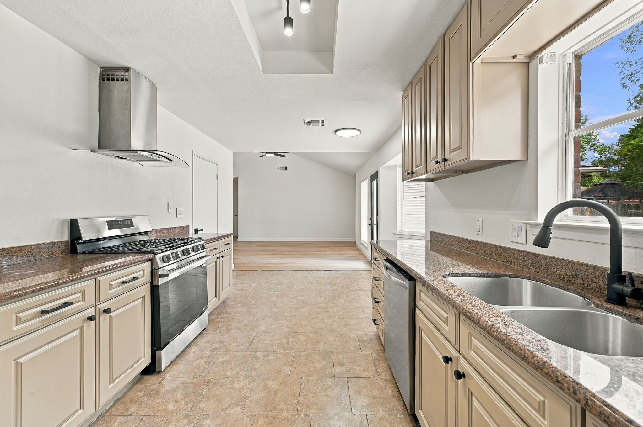 8339 Carvel Lane Property Photo 13