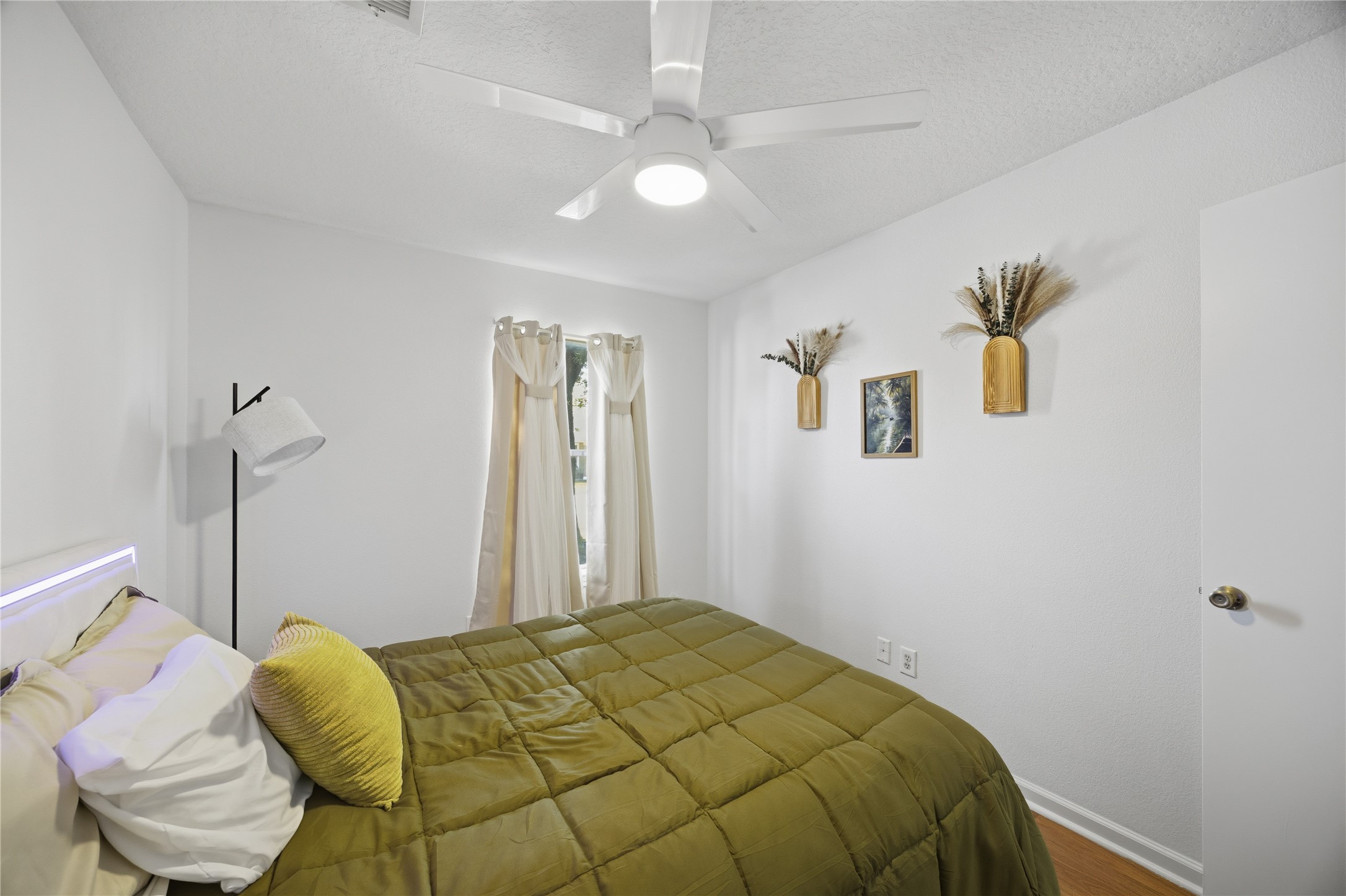 1715 Brewster Street Property Photo 30