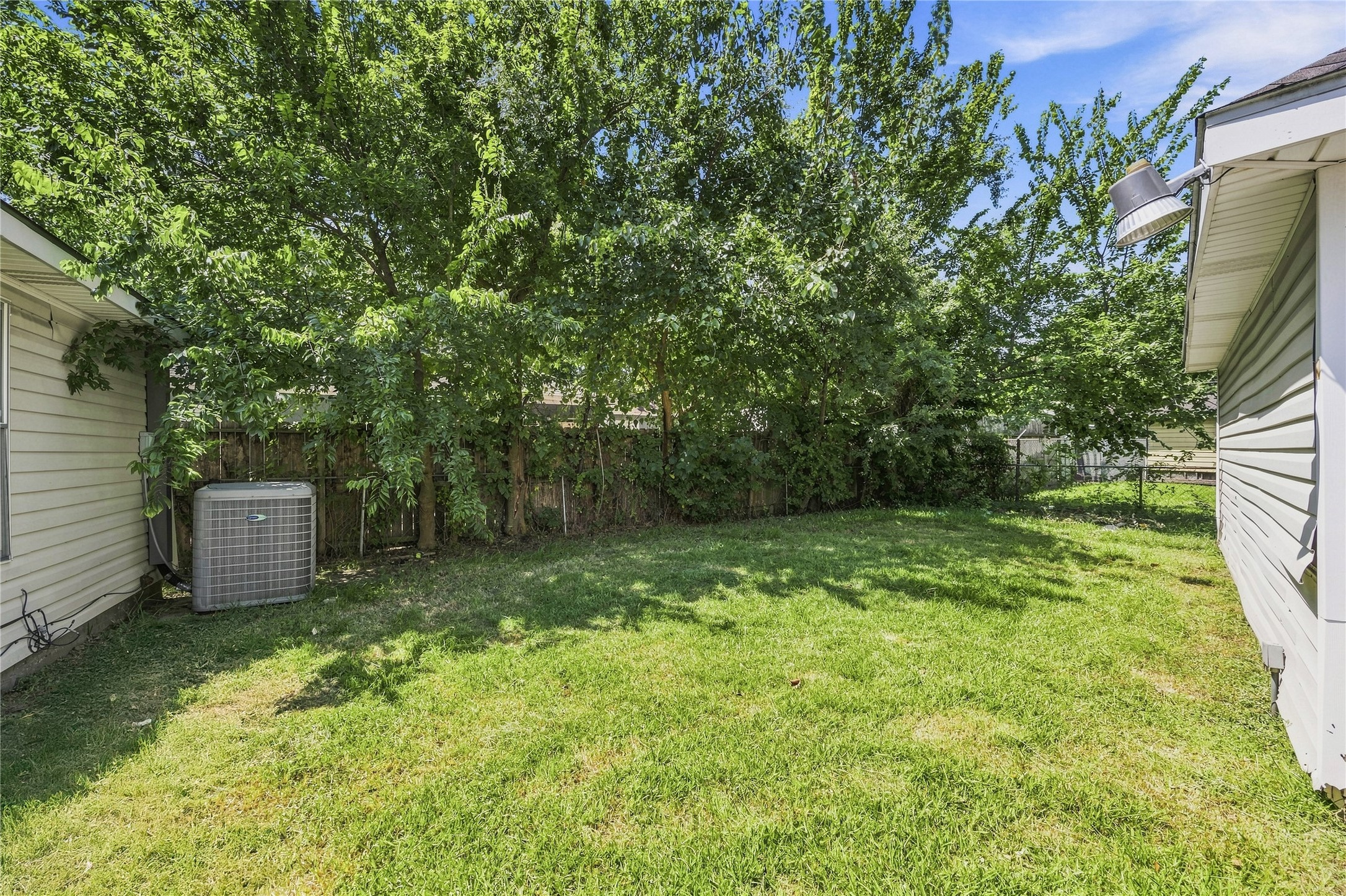 1715 Brewster Street Property Photo 35
