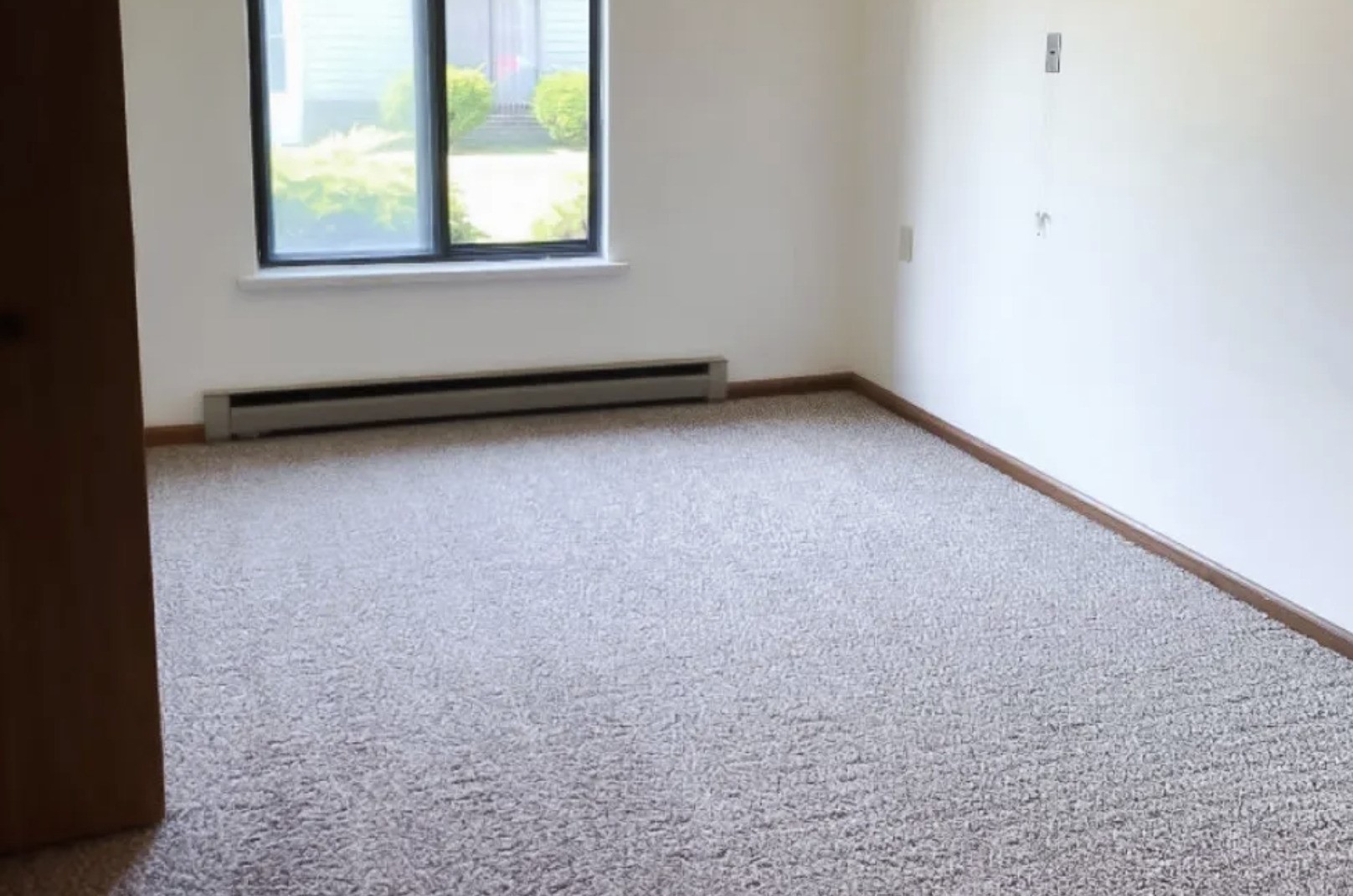 505 Oakview Drive Property Photo 7