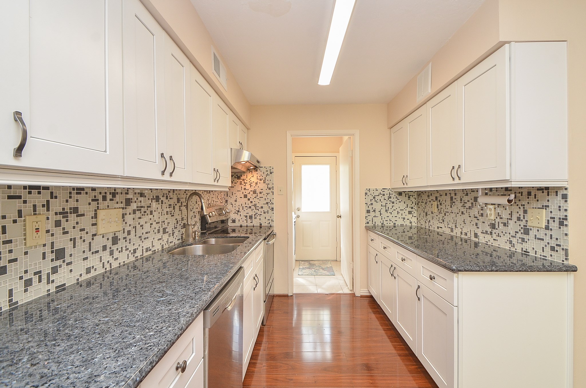 2209 Bauer Drive B Property Photo 1