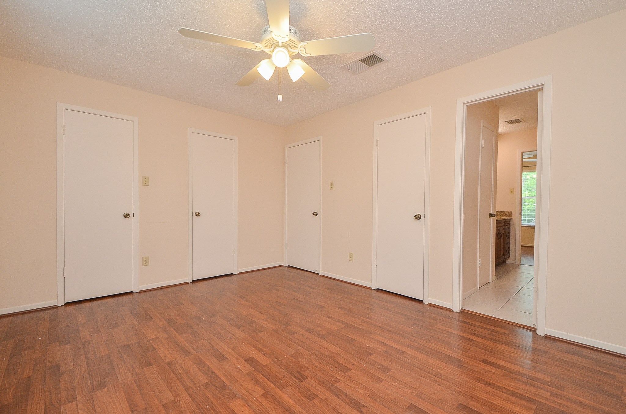 2209 Bauer Drive B Property Photo 11
