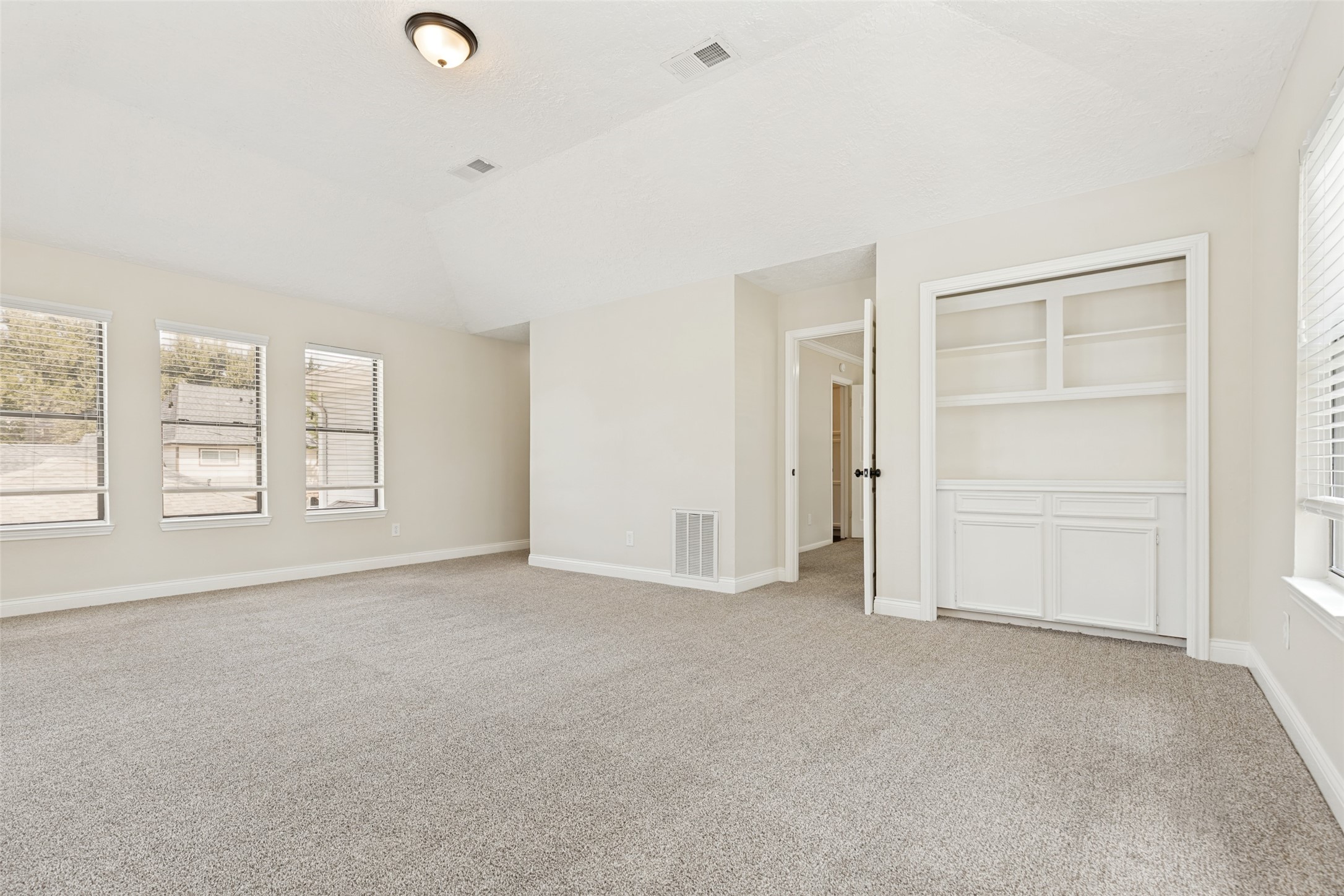 9110 Godstone Lane Property Photo 18