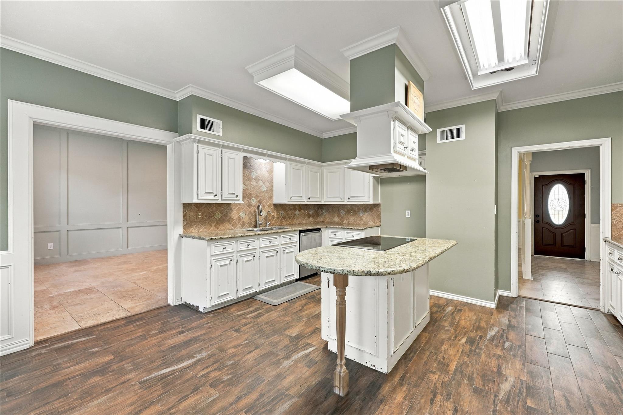 1623 Rustic Knolls Drive Property Photo 8