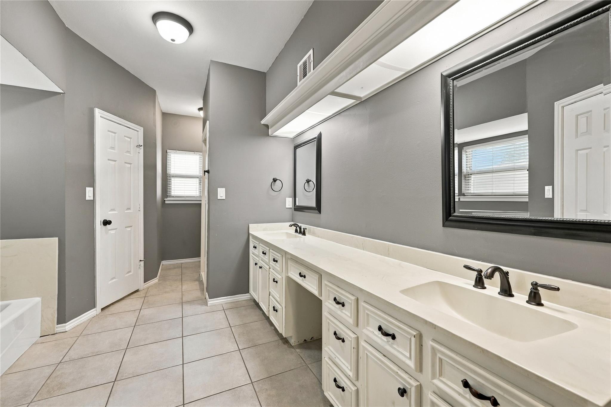 1623 Rustic Knolls Drive Property Photo 18