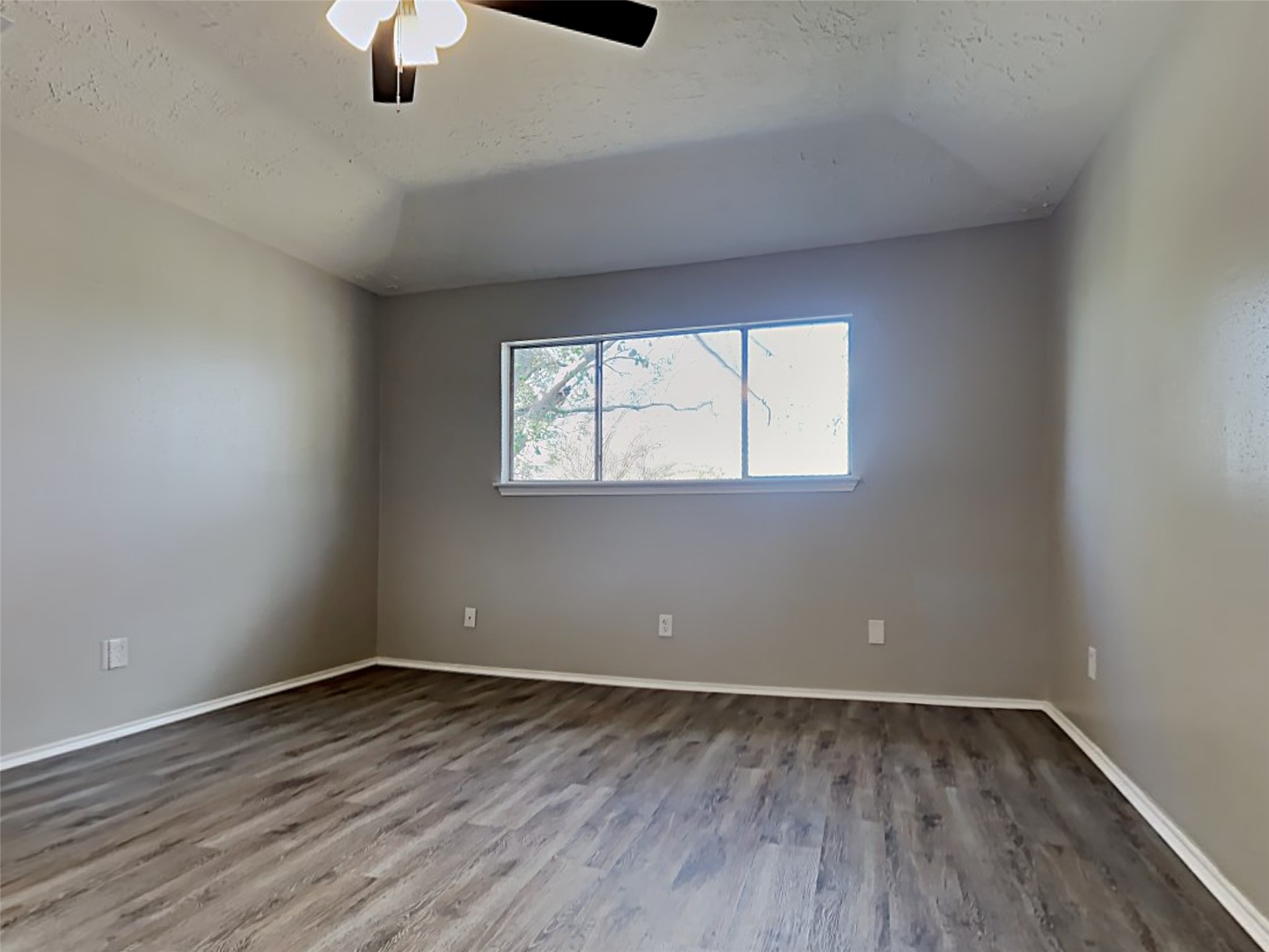 3310 Hampton Drive Property Photo 10