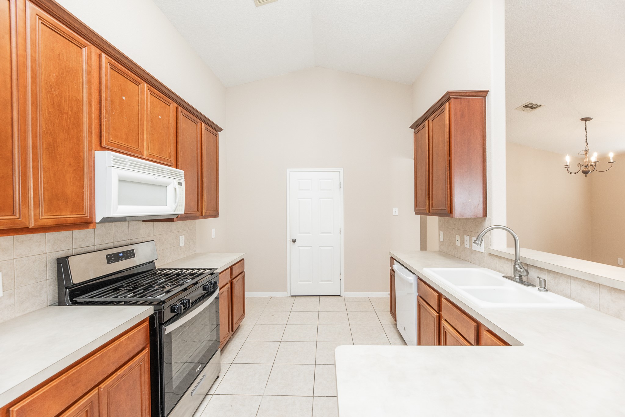 25219 Spring Iris Lane Property Photo 18