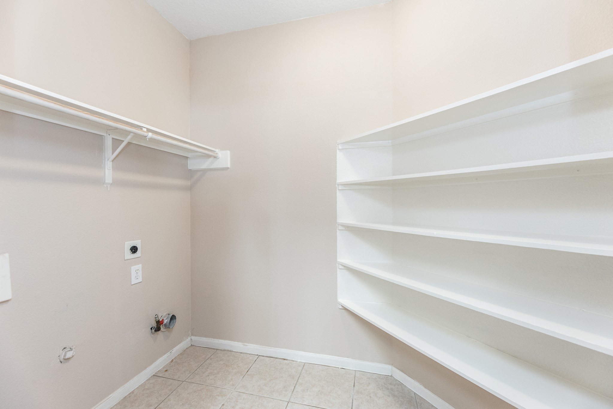 25219 Spring Iris Lane Property Photo 32