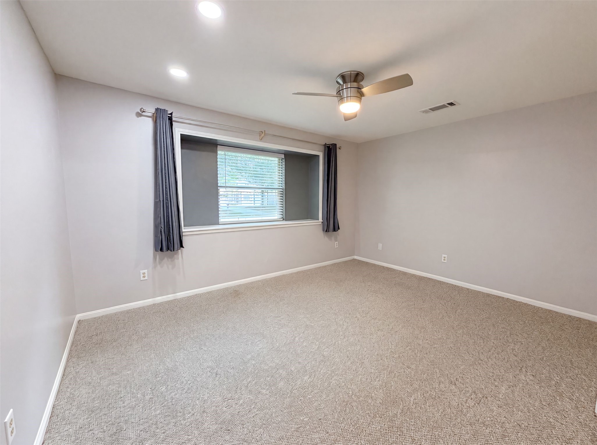 10327 Sweetwood Drive Property Photo 11