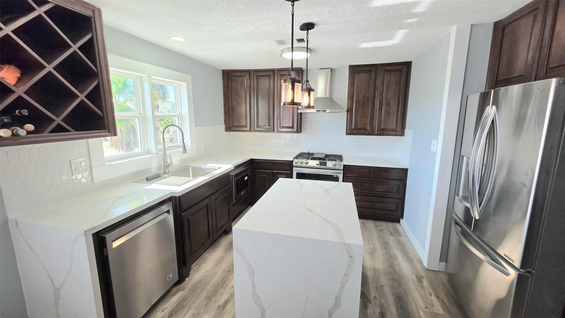 16623 Jolly Roger Road Property Photo 1