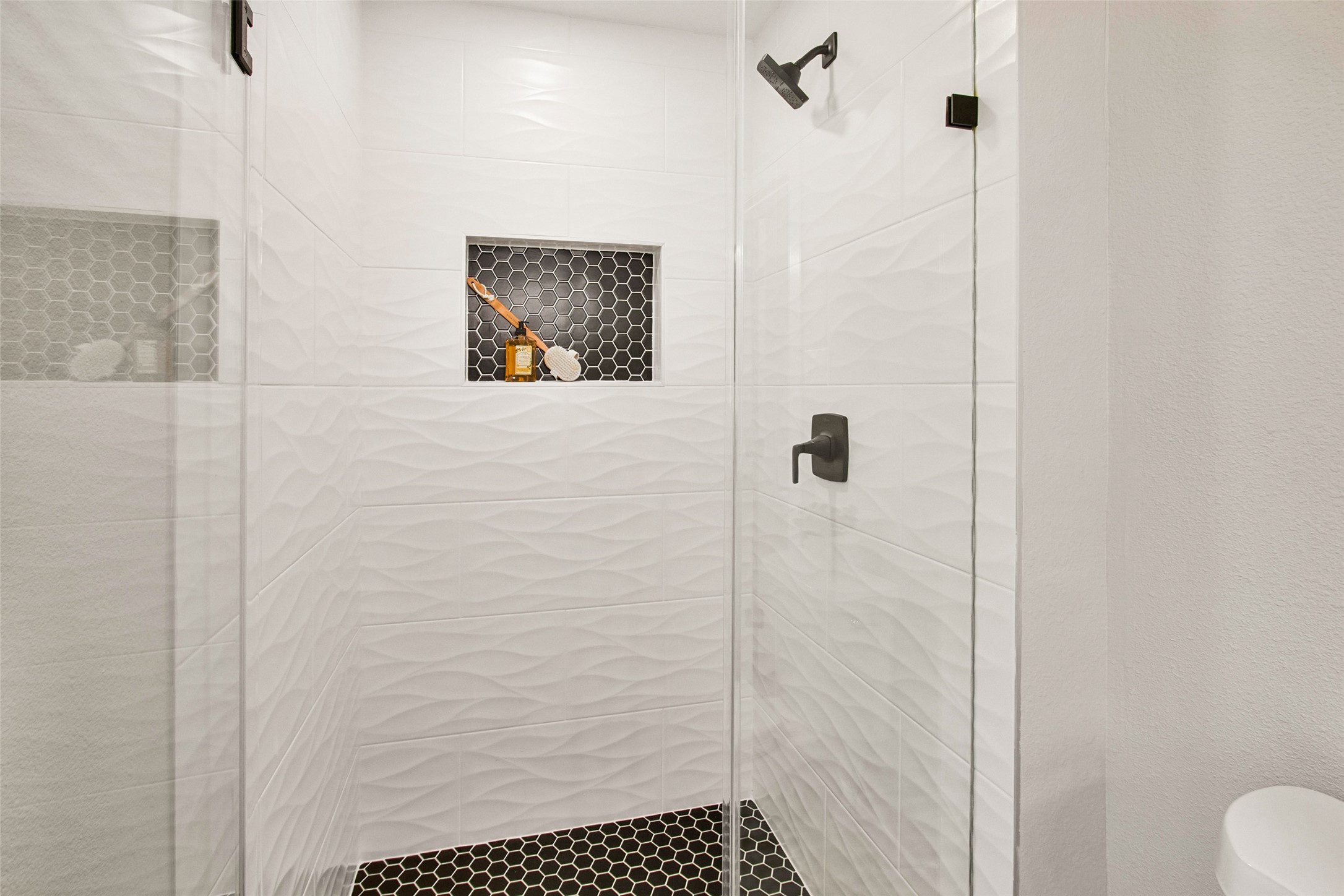 5731 Creekbend Drive Property Photo 34