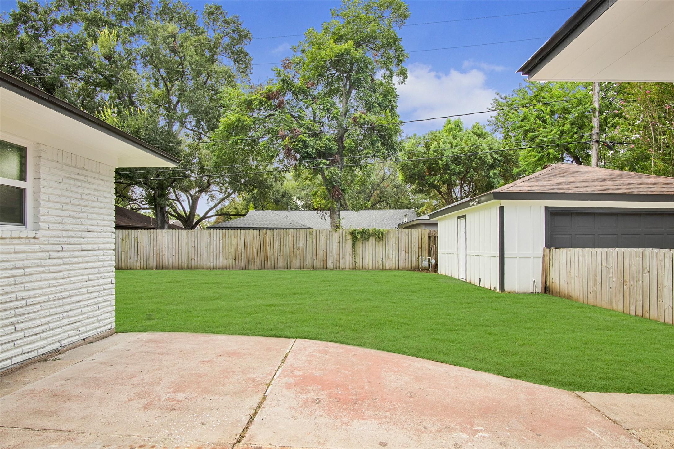 5731 Creekbend Drive Property Photo 41