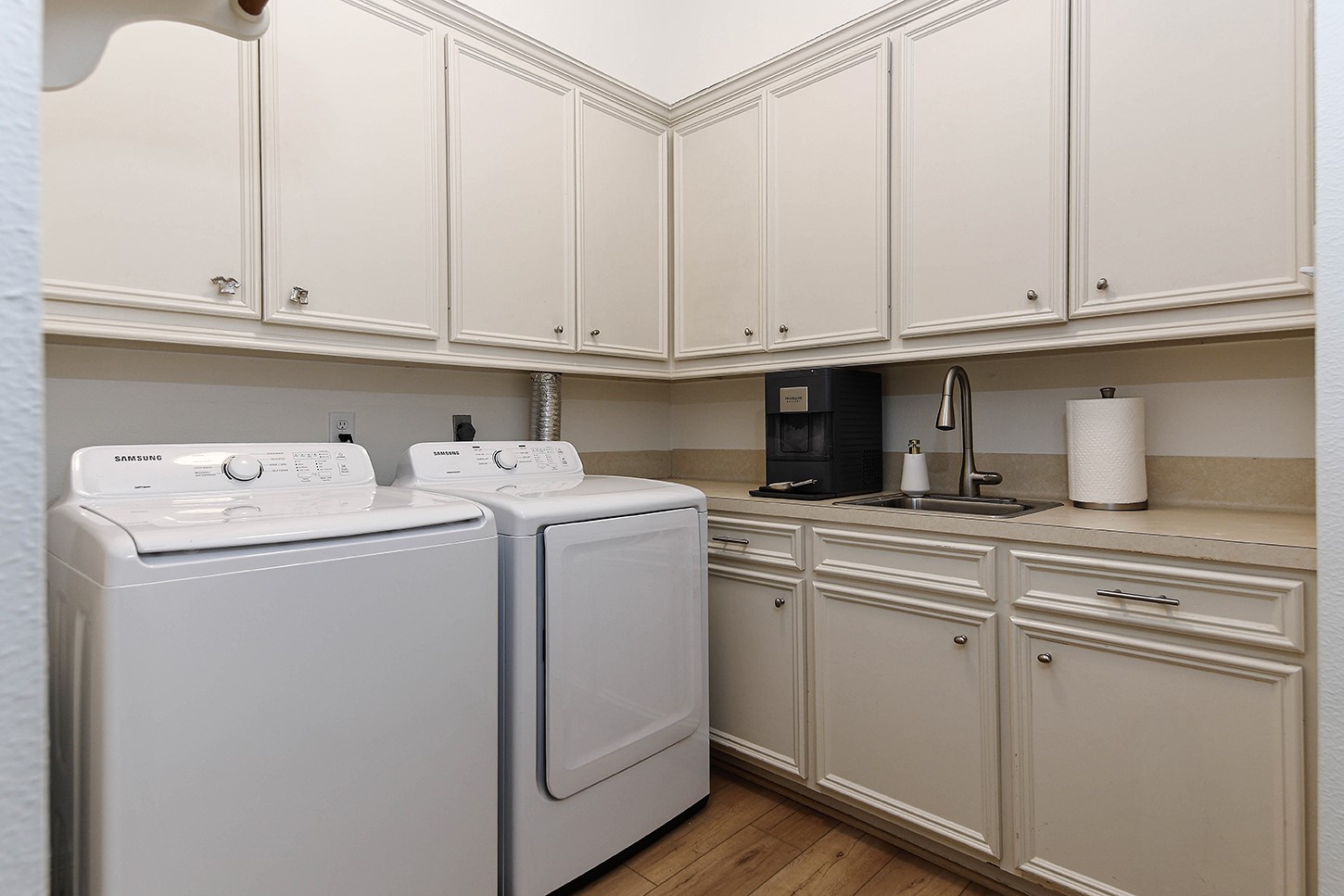 27 Acorn Cluster Court Property Photo 34