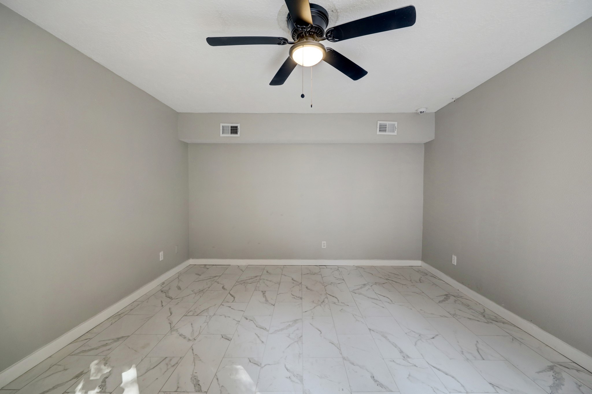 20019 Legend Oak Drive Property Photo 15