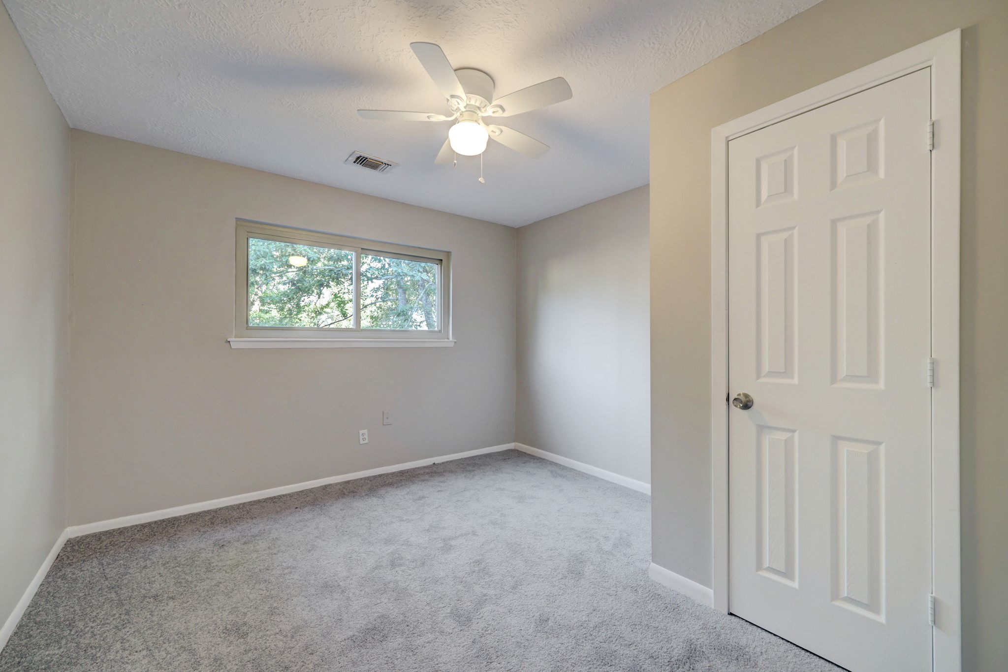 20019 Legend Oak Drive Property Photo 19