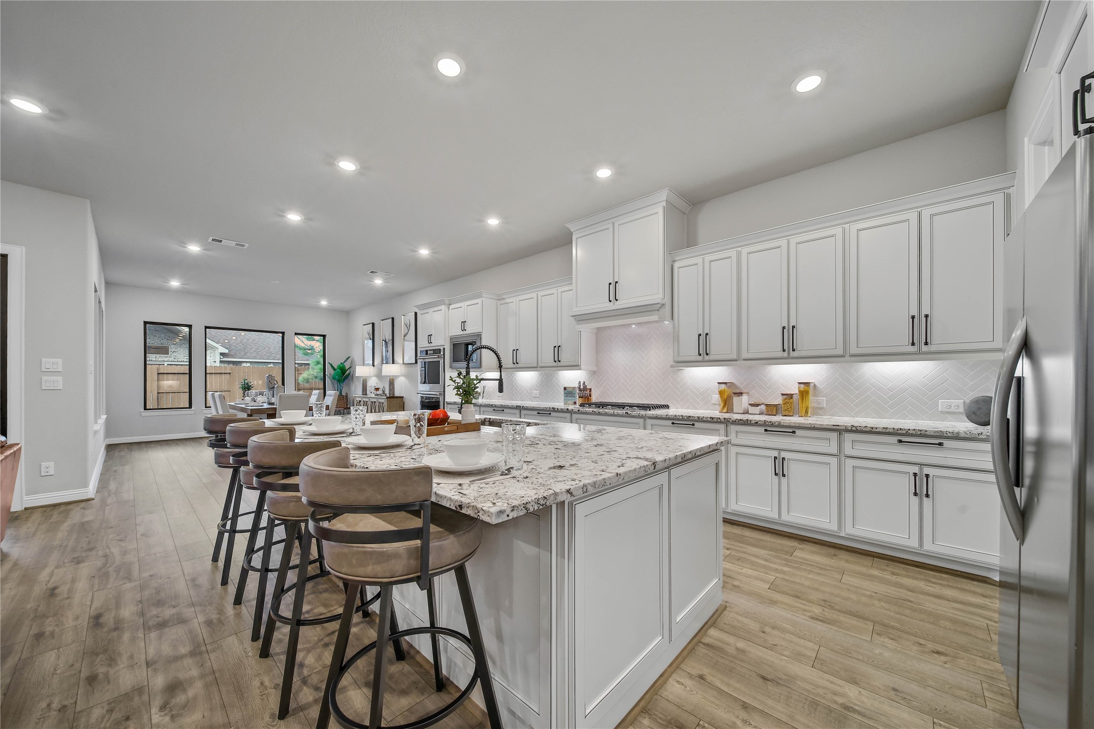 13067 Soaring Forest Drive Property Photo 10
