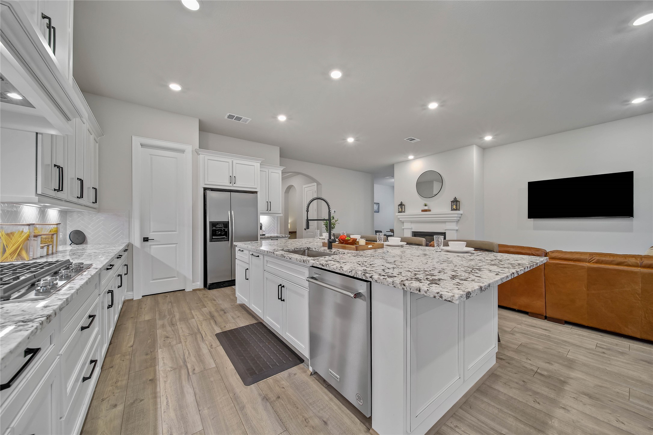 13067 Soaring Forest Drive Property Photo 12