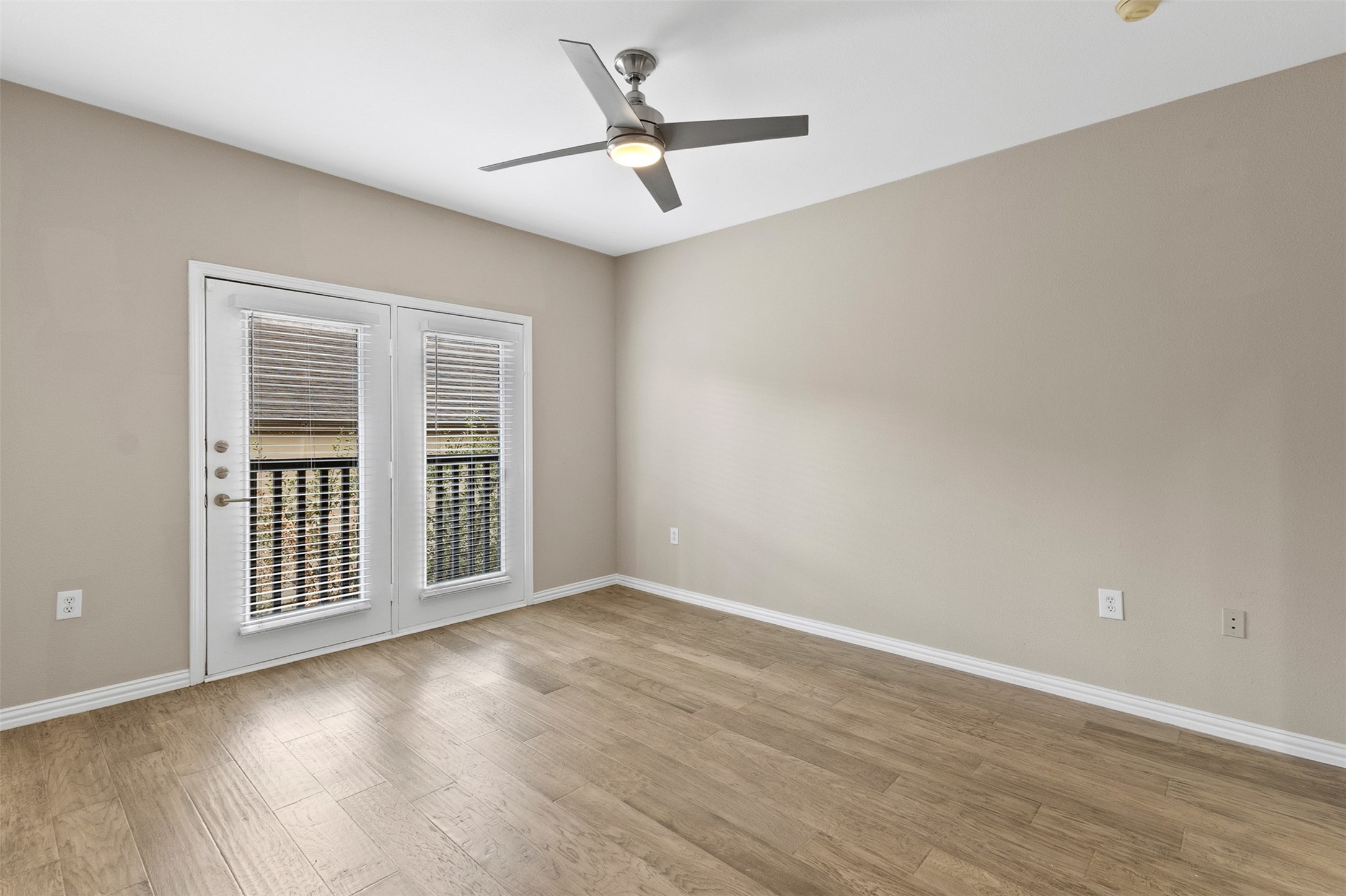 2400 Mccue Road 312 Property Photo 9