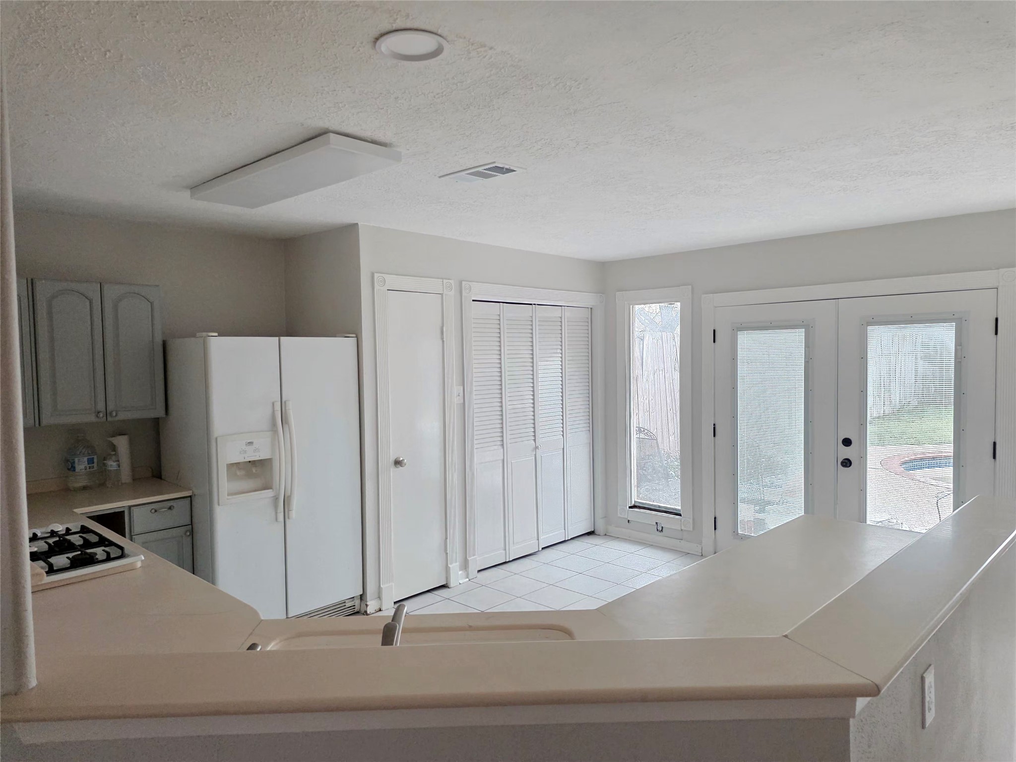 2443 Spring Dusk Lane Property Photo 3
