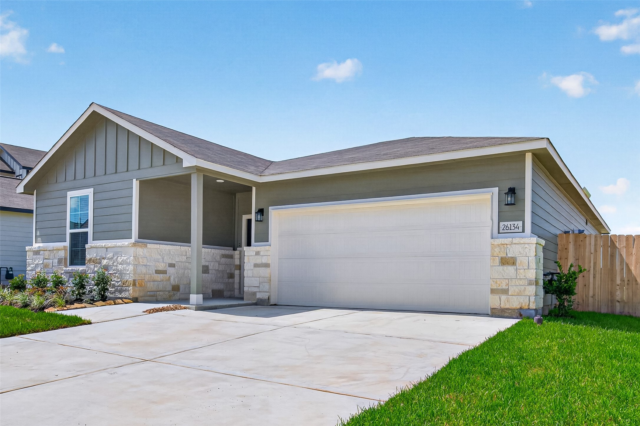 26134 Venus Trap Trail Property Photo 4