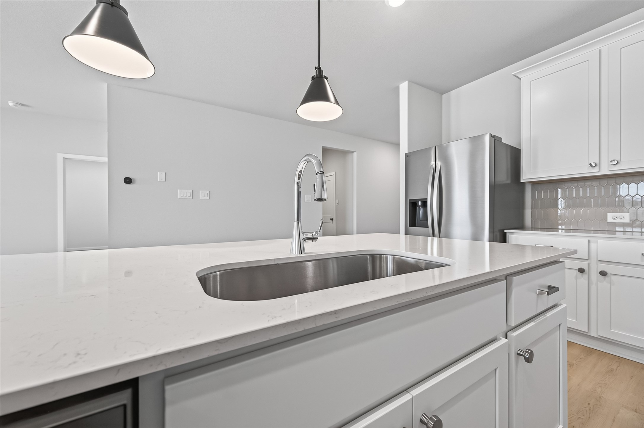 26134 Venus Trap Trail Property Photo 14