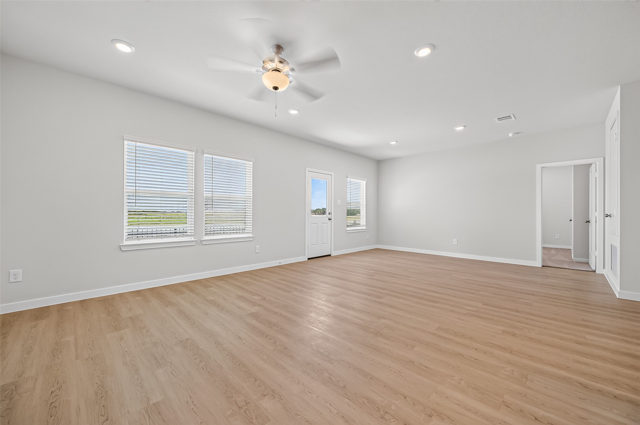 26134 Venus Trap Trail Property Photo 17