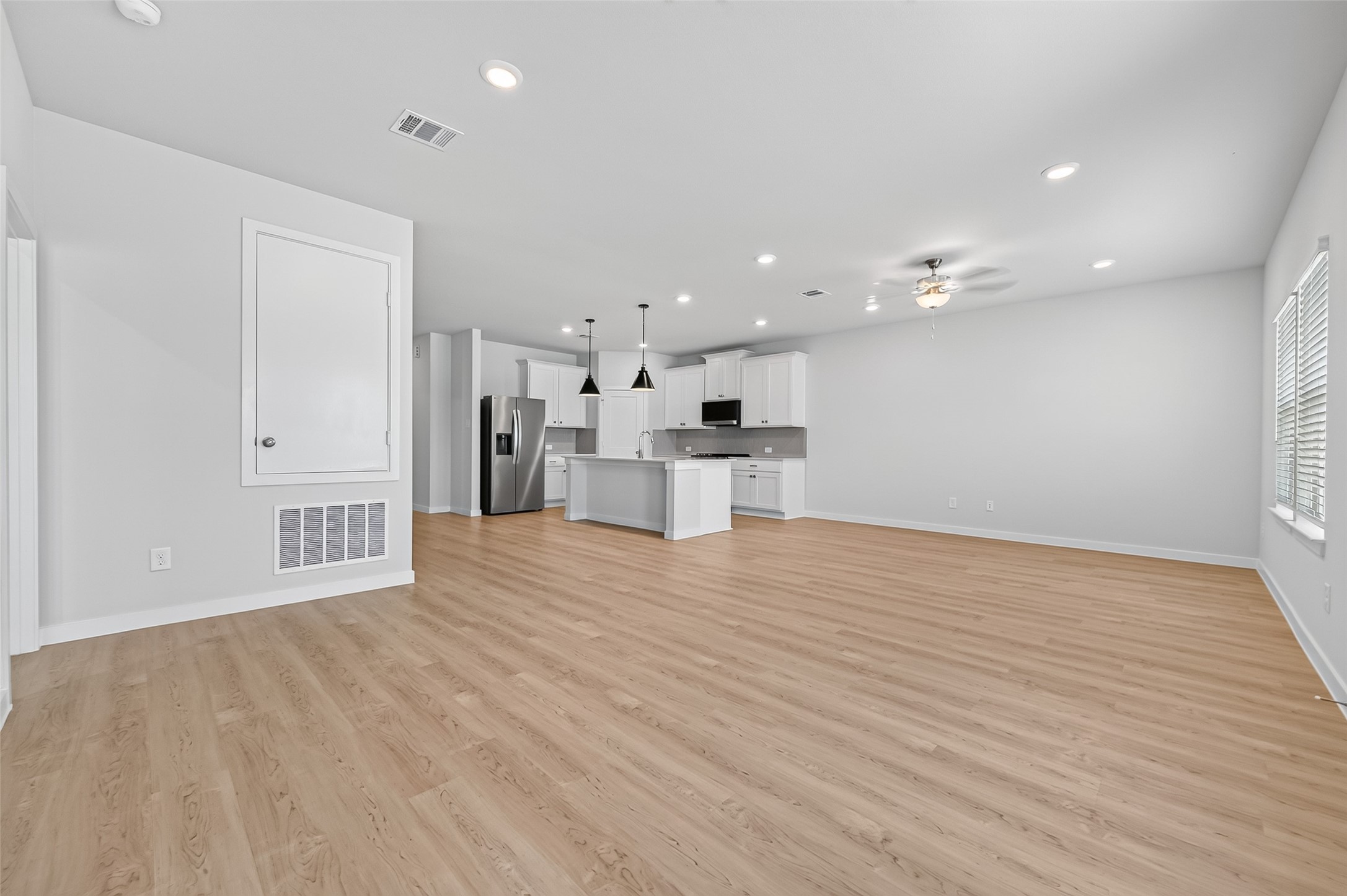 26134 Venus Trap Trail Property Photo 19
