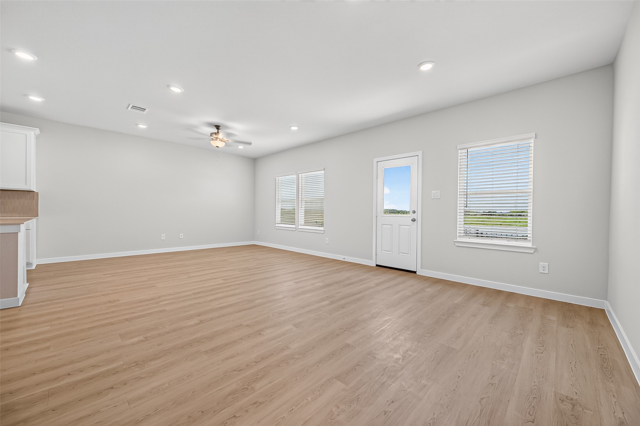 26134 Venus Trap Trail Property Photo 20