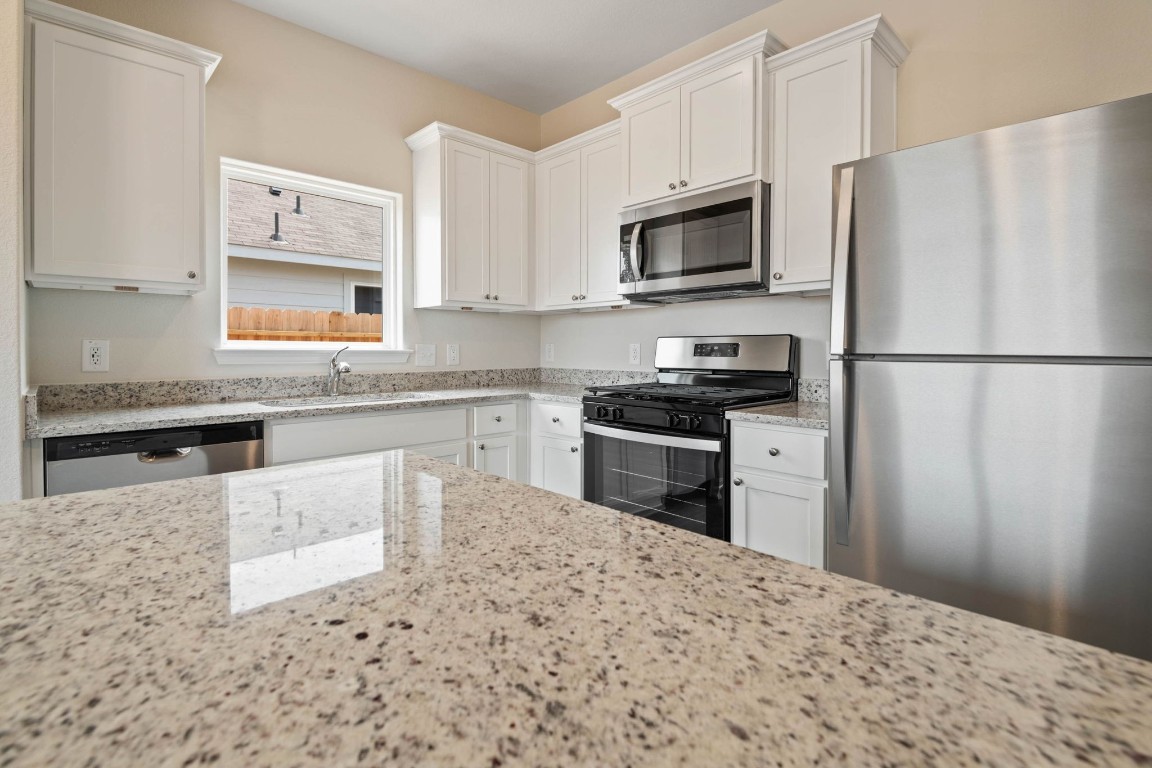 700 Jasmine Ridge Lane Property Photo 13